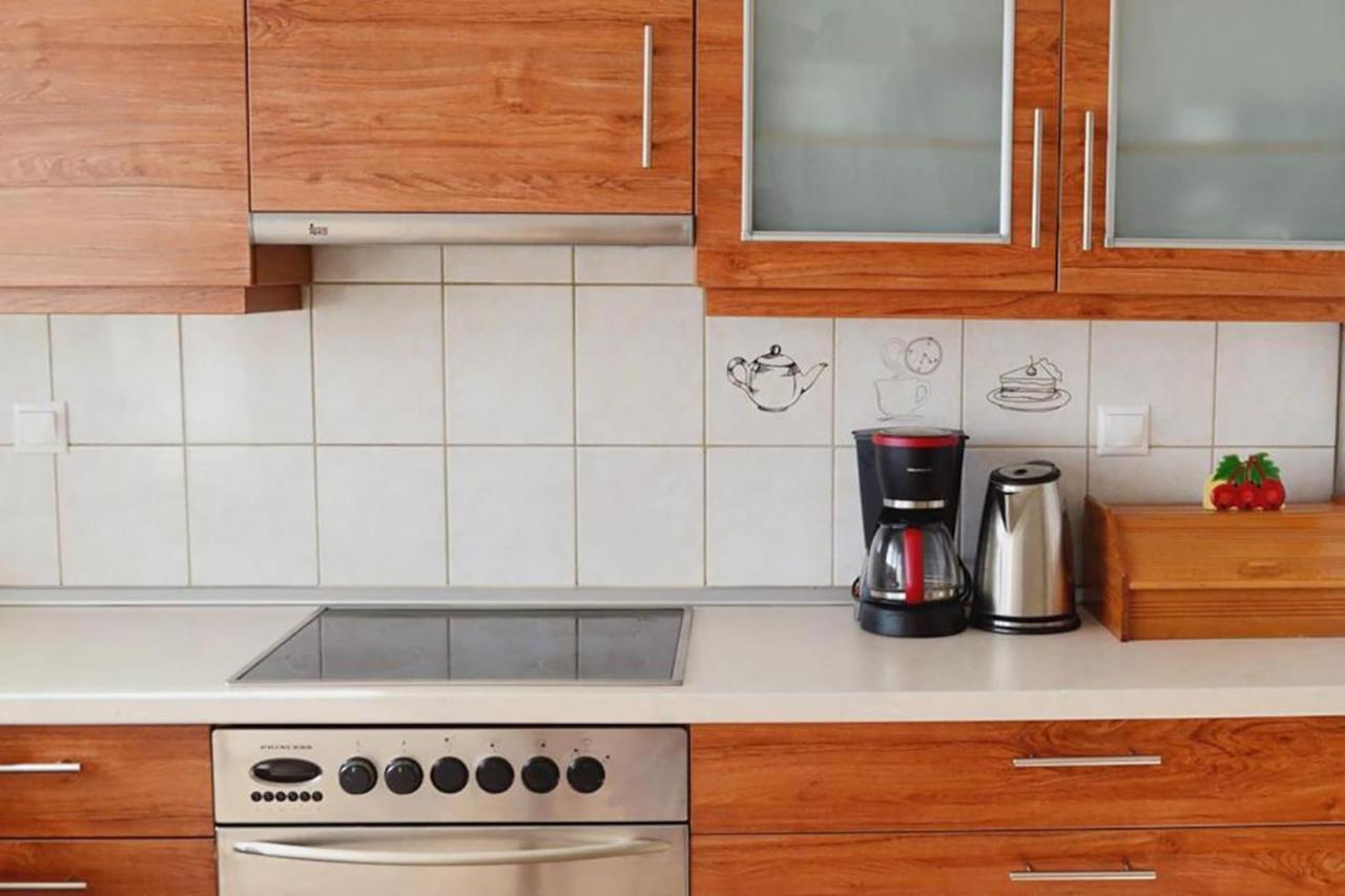Lemon Beach Front Apartment, Nikiti Екстериор снимка