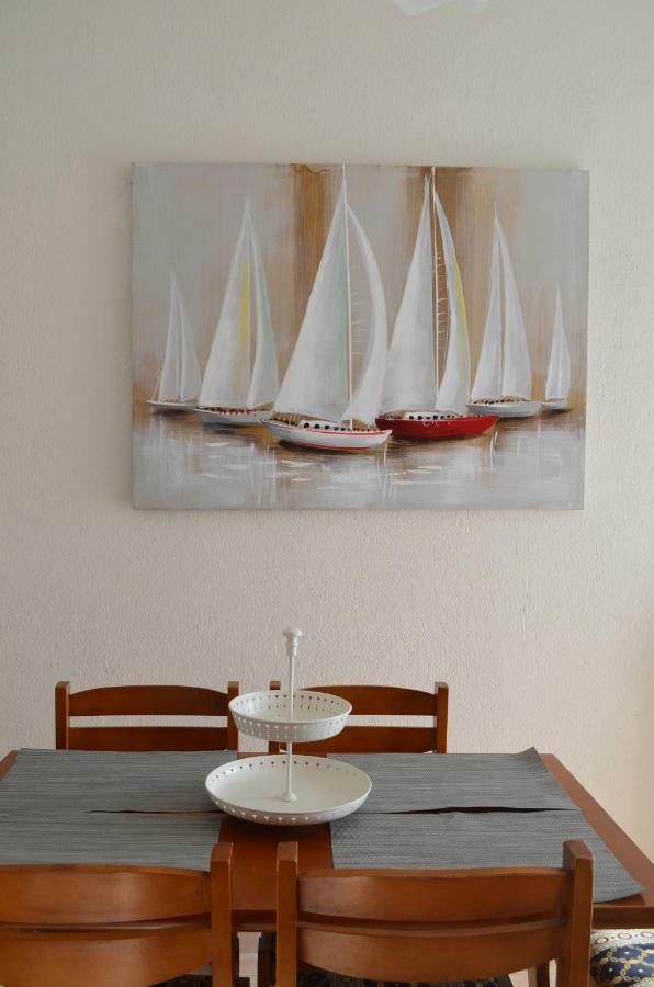 Lemon Beach Front Apartment, Nikiti Екстериор снимка